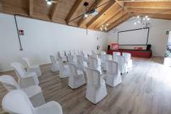 salón de actos de Ciclolodge El Nevero
